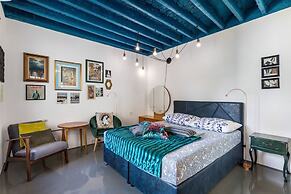 Sleeps 8, Pet Friendly, Garden & Roof Terrace