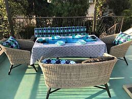 Sleeps 8, Pet Friendly, Garden & Roof Terrace