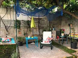 Sleeps 8, Pet Friendly, Garden & Roof Terrace