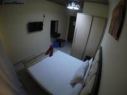 City Hotel