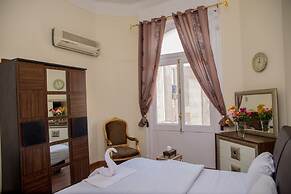 Grand Talat Harb Plaza
