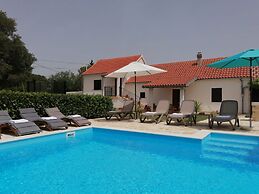 Villa Vitis