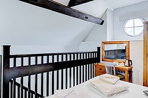 Dovecote Hotel