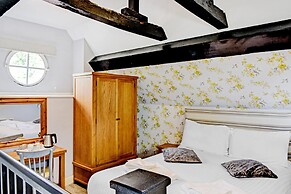 Dovecote Hotel