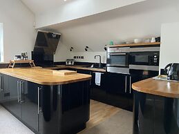 Spacious One Bed Deluxe Apartment in Daventry