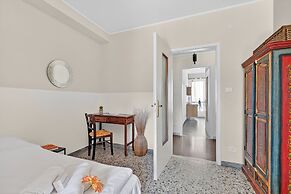 Riva Dante Apartment