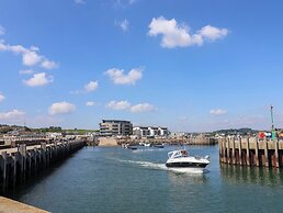 West Bay Holiday Home