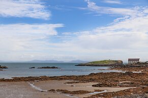 Plas Coch Rhoscolyn