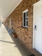 Tumbarumba Motel & Elms Restaurant