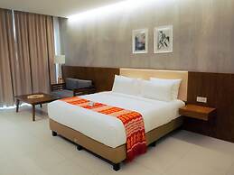 Kambaniru Beach Hotel & Resort