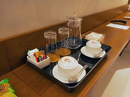 Kambaniru Beach Hotel & Resort