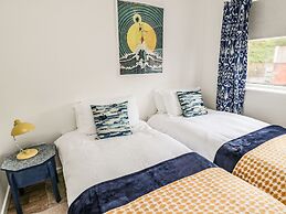 Sea Snug