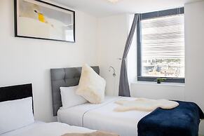 2 Bedroom Central Apartment