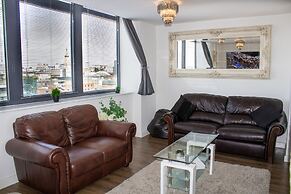 2 Bedroom Central Apartment