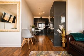 2 Bedroom Central Apartment