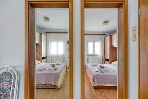 Vir Island Apartments Basic