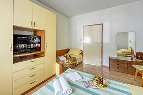 Vir Island Apartments Basic
