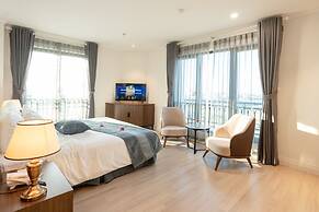 Rex Quang Binh Hotel