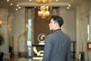 Rex Quang Binh Hotel