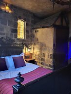 Hocus Pocus Tiny Hotel