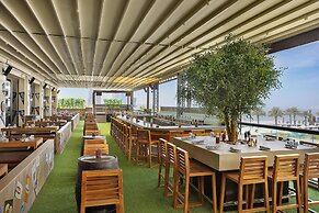 Hilton Dubai Palm Jumeirah