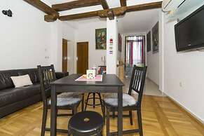 Spacious Apt. With Magnificent sea View & Balcony