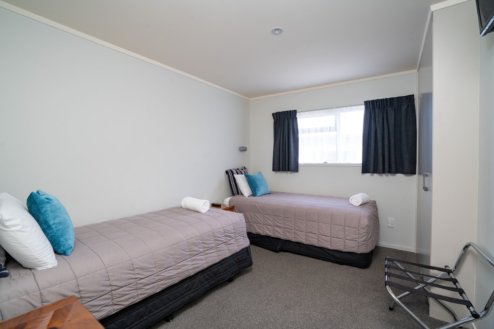 Ika Nui Taupo