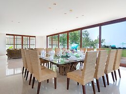 Pandawa Cliff Estate