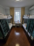 Christal - Hostel