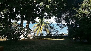 Rock Side Beach Villa