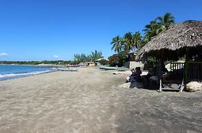 Rock Side Beach Villa