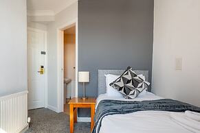 Strathmore Hotel