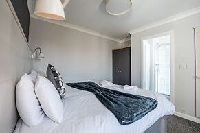 Strathmore Hotel
