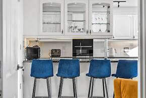 Pochin House Collections