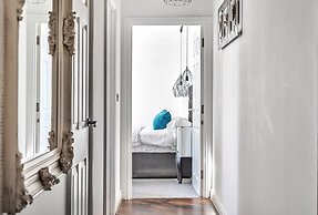 Pochin House Collections