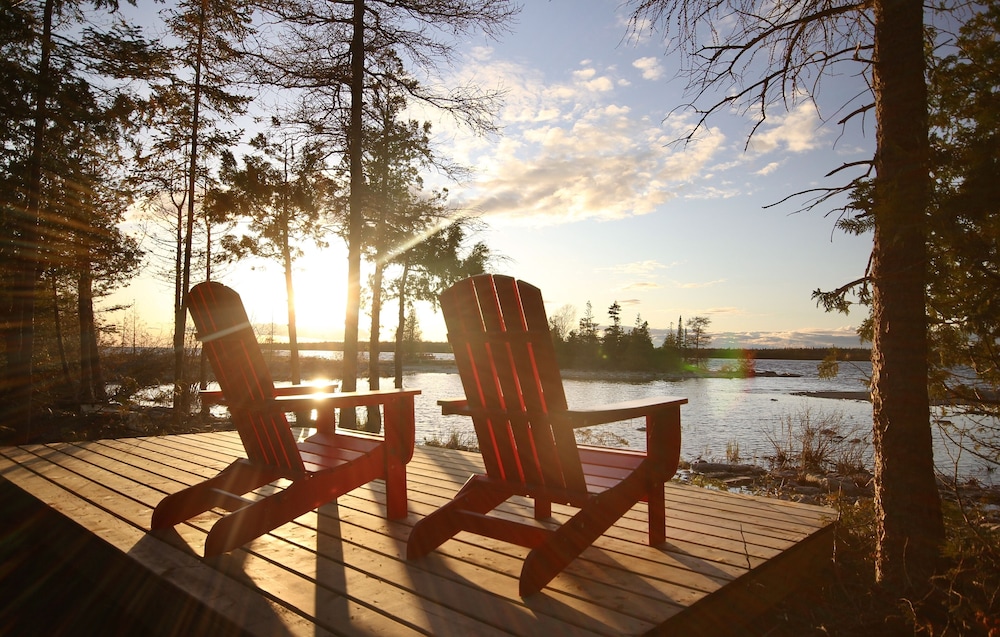 Stone Cove Waterfront Adults Only B&B