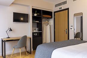 L'Avventura Athens