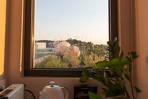 L'Avventura Athens