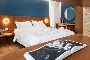 DAYS City Suites