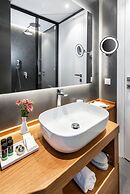 DAYS City Suites