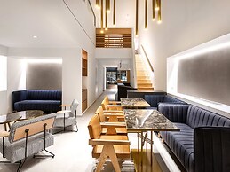 DAYS City Suites