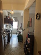 Studio - Sleeps 2 - Garden - Parking - Wifi