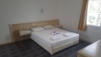 Chronos Beach Hotel
