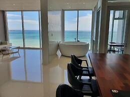 Daytona Pool Villa