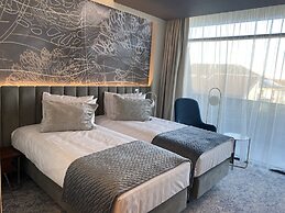 Tisia Hotel & Spa