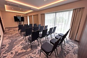 Tisia Hotel & Spa