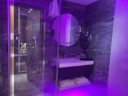 Tisia Hotel & Spa