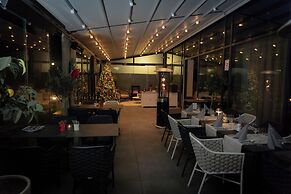 Tisia Hotel & Spa