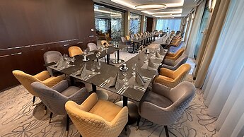 Tisia Hotel & Spa