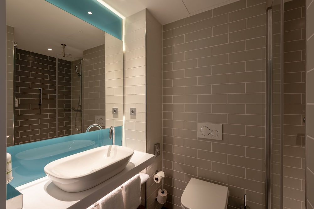 Holiday Inn Express and Suites Potsdam by IHG